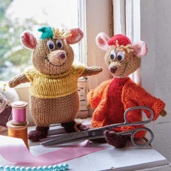 Knitting With Disney 10 Knitting With Disney -Textile Supply Store B9781647221805c 13098.1631798156