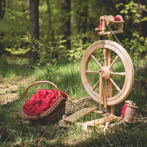 Kromski Sonata Spinning Wheel - Mahogany Finish 4 Kromski Sonata Spinning Wheel - Mahogany Finish - Image 2